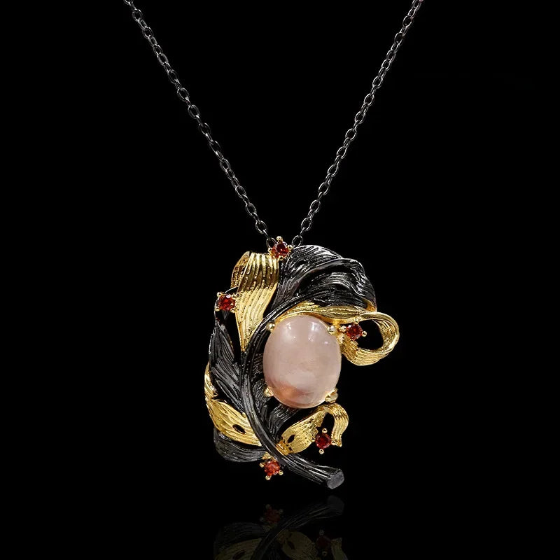 Elegant Black and Gold Two-tone Women's Jewelry Leaf Winding Translucent Crystal Zircon Pendant Necklace with Sweater Chain