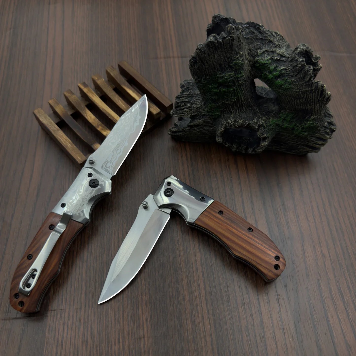 Folding knife, wooden handle, portable pocket knife, sharp, high-end fruit knife, for outdoor use, high hardness knife