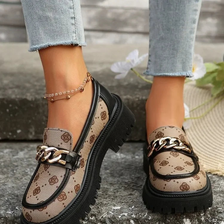 Trendy British Style Flats with Thick Heels, Leather Shoes Spring Autumn Floral Pattern.
