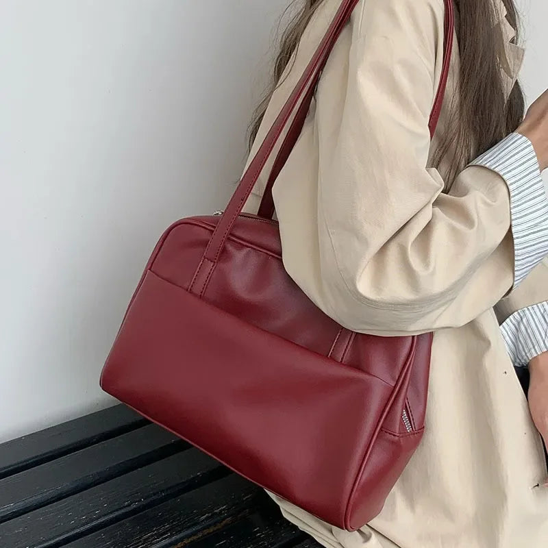 Large Capacity Single Shoulder Women's Bag, Versatile Vintage Underarm Bag.