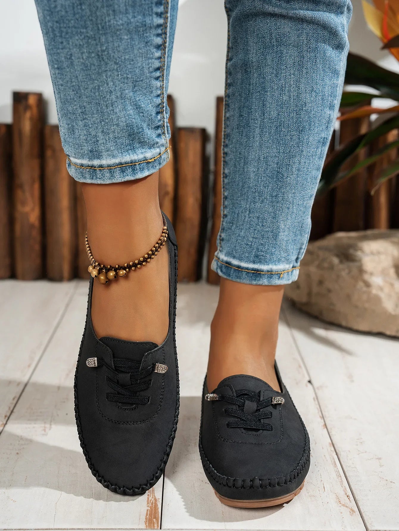 Women's Loafers Fashion Lace Up Comfortable Round Toe Soft Sole Flats Daily Walking Lightweight Versatile Slip on Casual Shoes