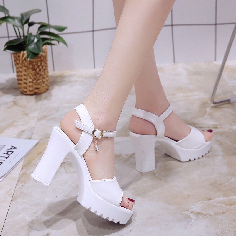 Platform Sandals Buckle Rhinestone Sexy 2022 Summer Hot Selling Gladiator High Heels Fish Mouth Simple Black Women's High Heels