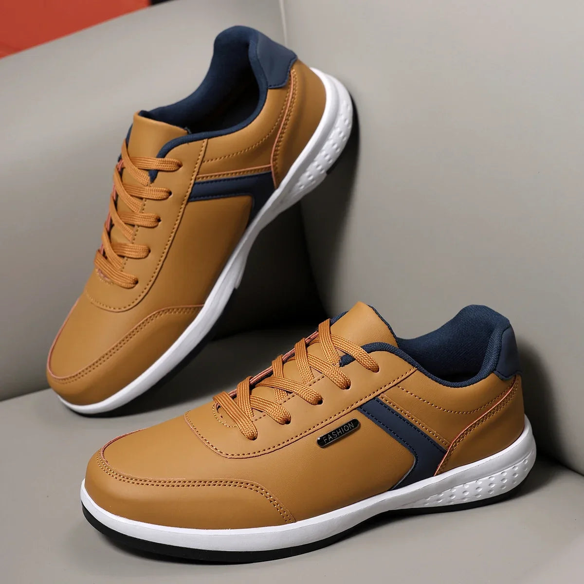 Men's Running Shoes 2025 Autumn Shock-absorbing Sports Shoes Plus Size Yellow Flat Bottomed Lightweight Casual Walking Shoes