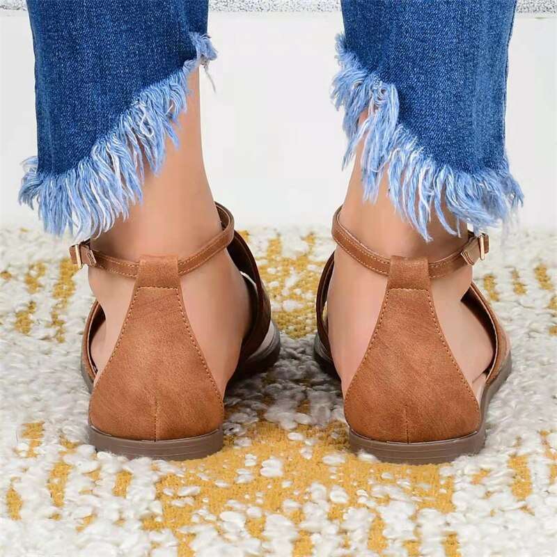 Summer New Open Toe Sandals Sexy Hollow Flats Retro Buckle Casual Flip-Flops Gladiator Sandalias De Mujer Plus Size 35~43