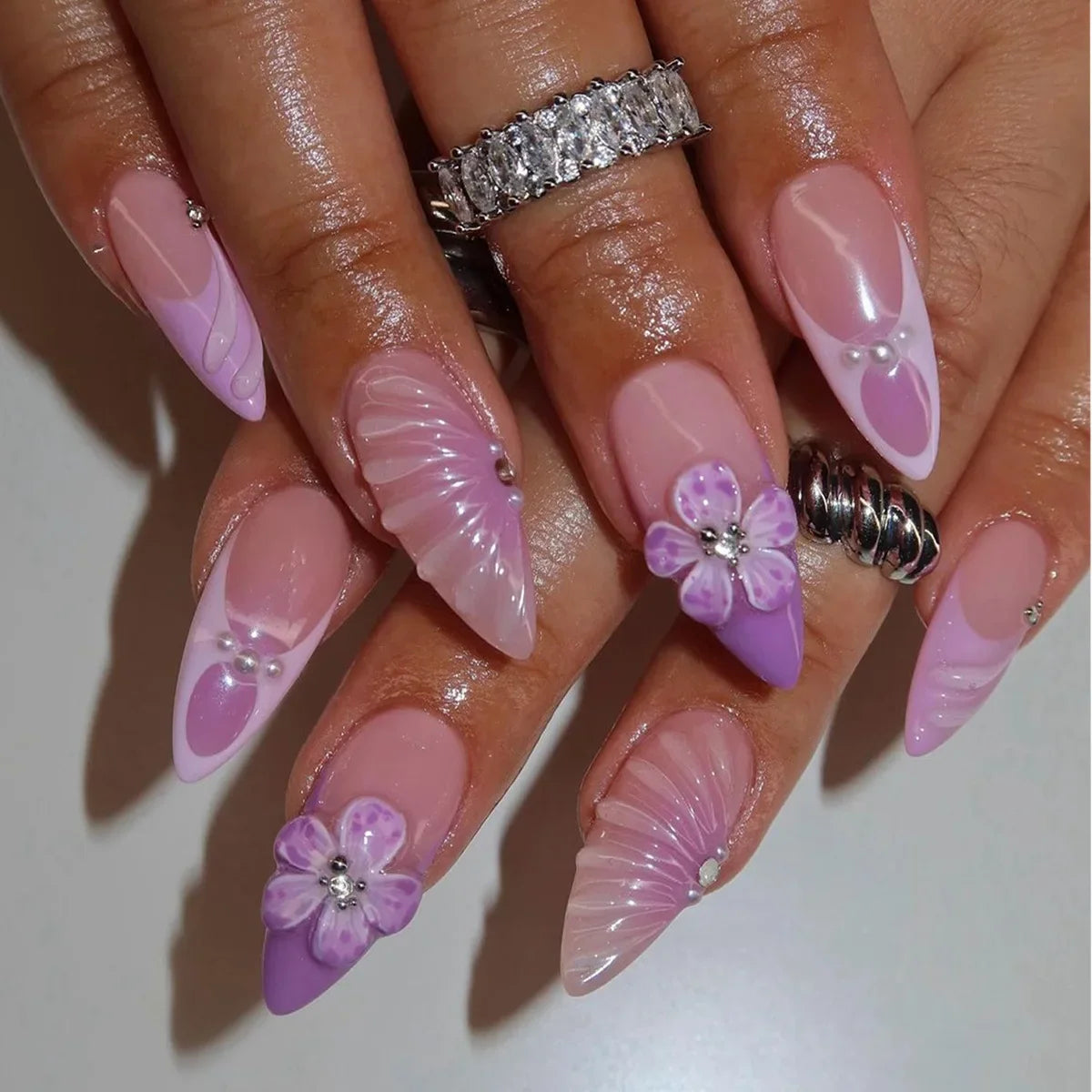 24Pcs Mid-length Almond Press on Fake Nails,3D Ripple Heart ,Pearl Star, Blue Smudge Detachable Full Cover Nails Tips.