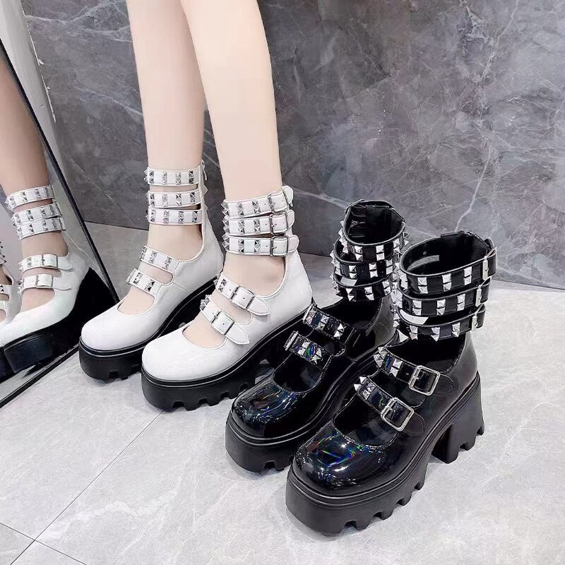 Sandals Women 2023 Summer New Rivet Hollow Thick Wedge Gladiator Heels Fashion Leather Metal Buckle Outdoor Casual Roman Sandals