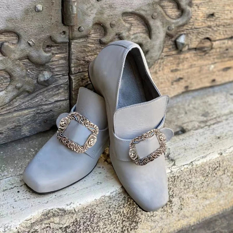 2026 New Men's Shoes Victoria Retro Women High Heels Medieval Renaissance Role Playing Party Shoes Chunky Heel Men Leather Shoes