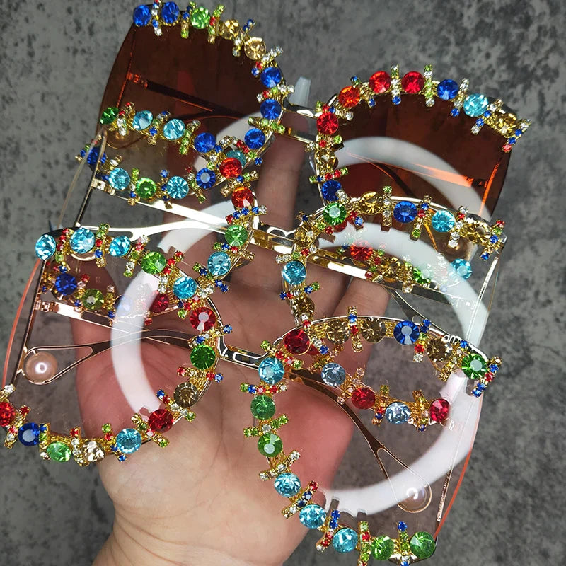 Alloy Oversized Cooling Pearl Sun Glasses Women UV400 2022 Flower Crystal Hip Hop Steampunk Queen Sunglasses  Luxury Brand