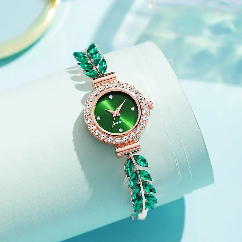 Women's Bracelet Watches Ladies Fashion Quartz Wrist Watch Round Mini Women Watch Gifts for Women（Without Box）