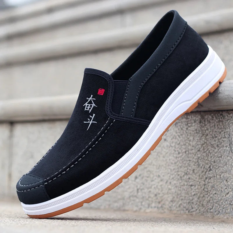 2025 Summer Men's Canvas Shoes Breathable Lightweight Casual Shoes Versatile Trendy Anti slip Mesh Sports Shoes