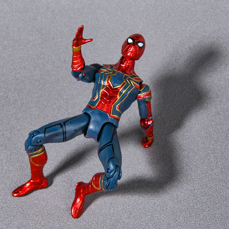 Marvel Spiderman Characters Avengers Heroes Joint Movable Model Figurine Children's Charm Birthday Festival Christmas Gift Toys