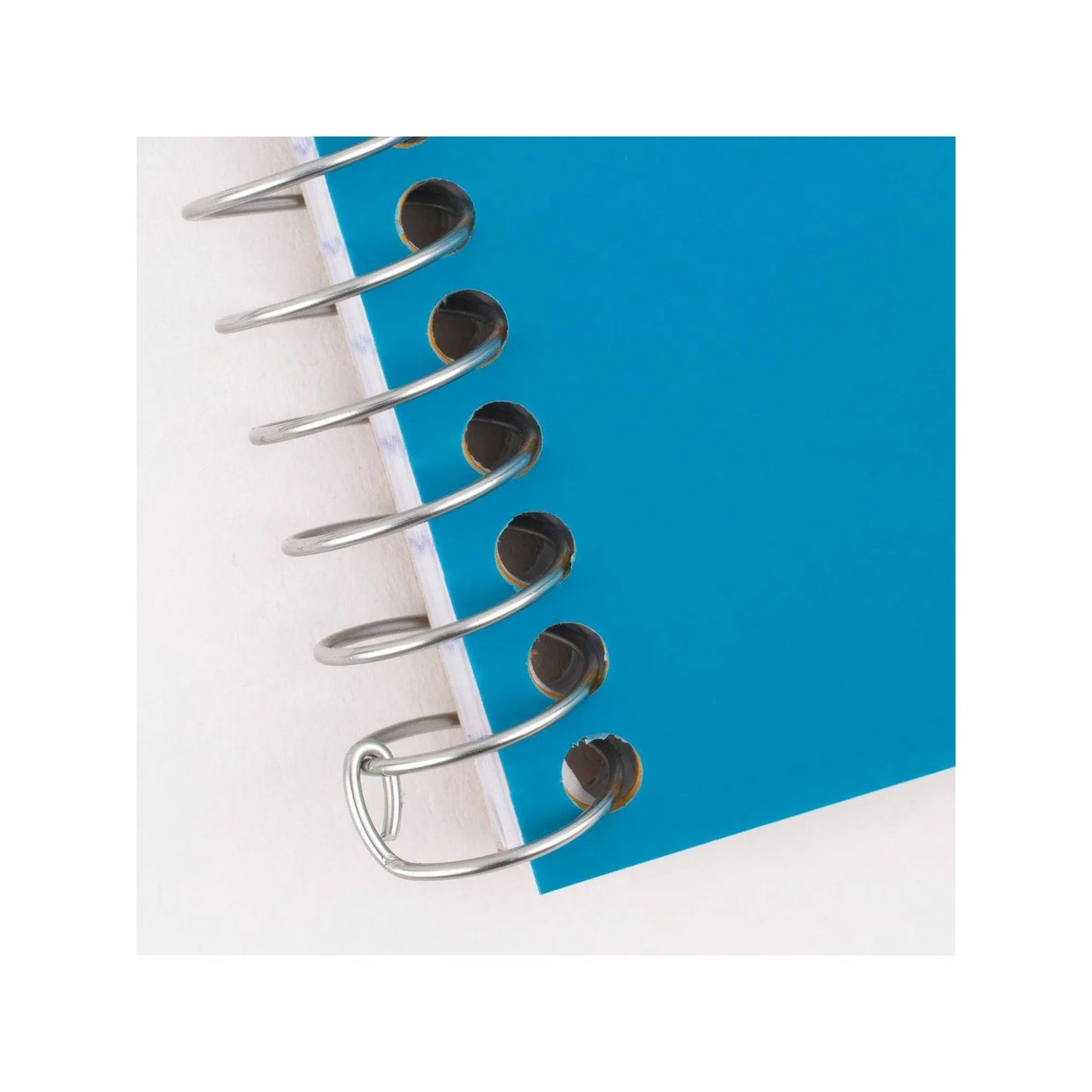 1pcs College Ruled Spiral Notebook With Pocket, Wire Bound, Acid-Free Paper, Perforated Sheets, Water-Resistant Cover, Ink Bleed