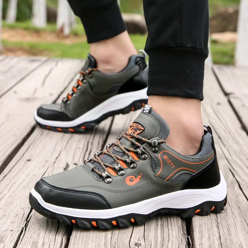 Casuals Men Shoes Breathable Hiking Walking Ultralight Slip-on