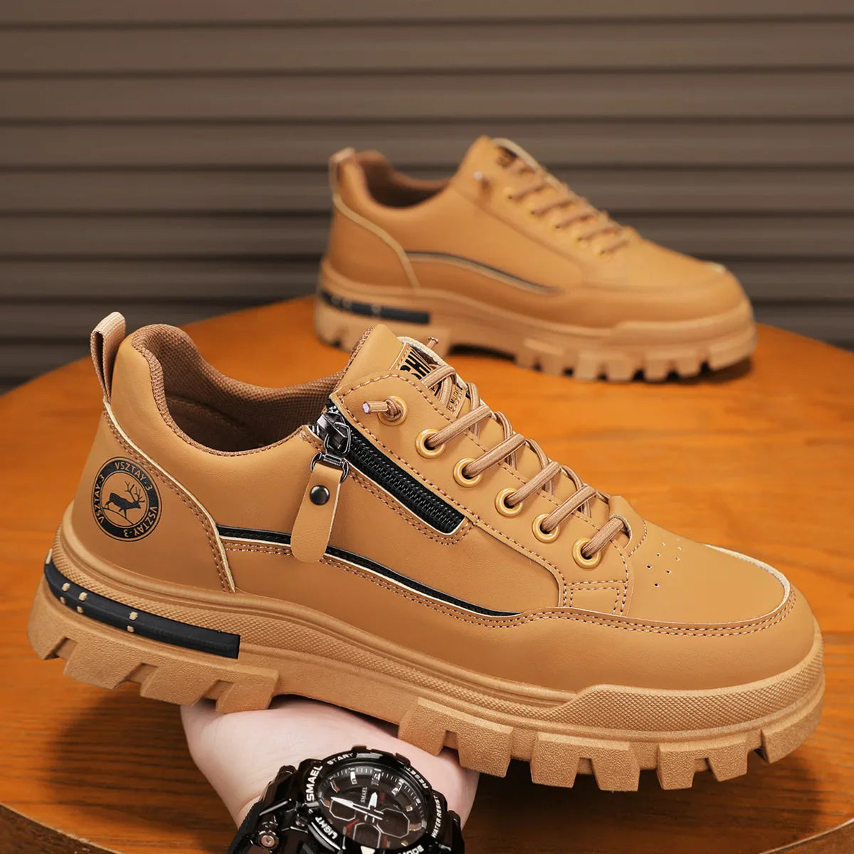Men's casual sports outdoor hiking trendy fashion street comfortable.