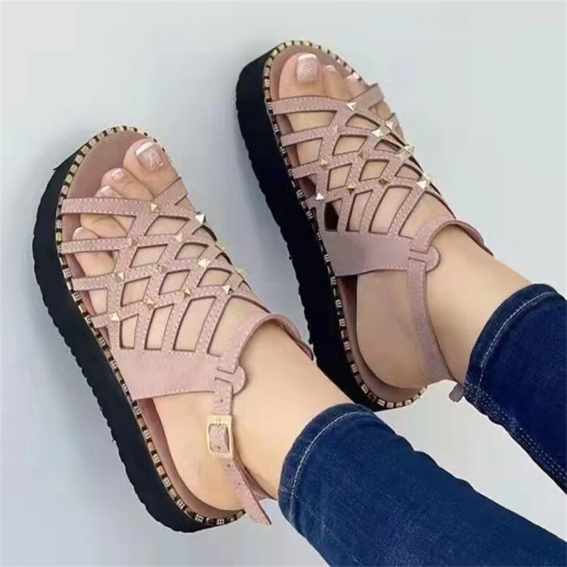 Women's Rivet Sandals 2022 Summer New Fashion Buckle Platform Roman High Heels Casual Sports Beach Wedge Sandals Chaussure Femme