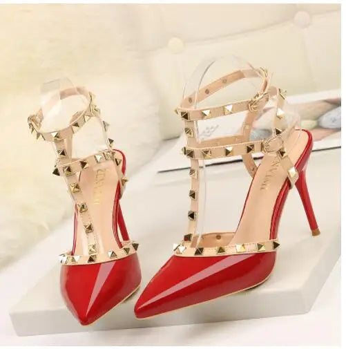 Women's Shoes 9CM Pumps Sexy Club Thin Heel Shows Thin High Heel Shallow Mouth Head Rivet Hollows Word to Take Single Shoe