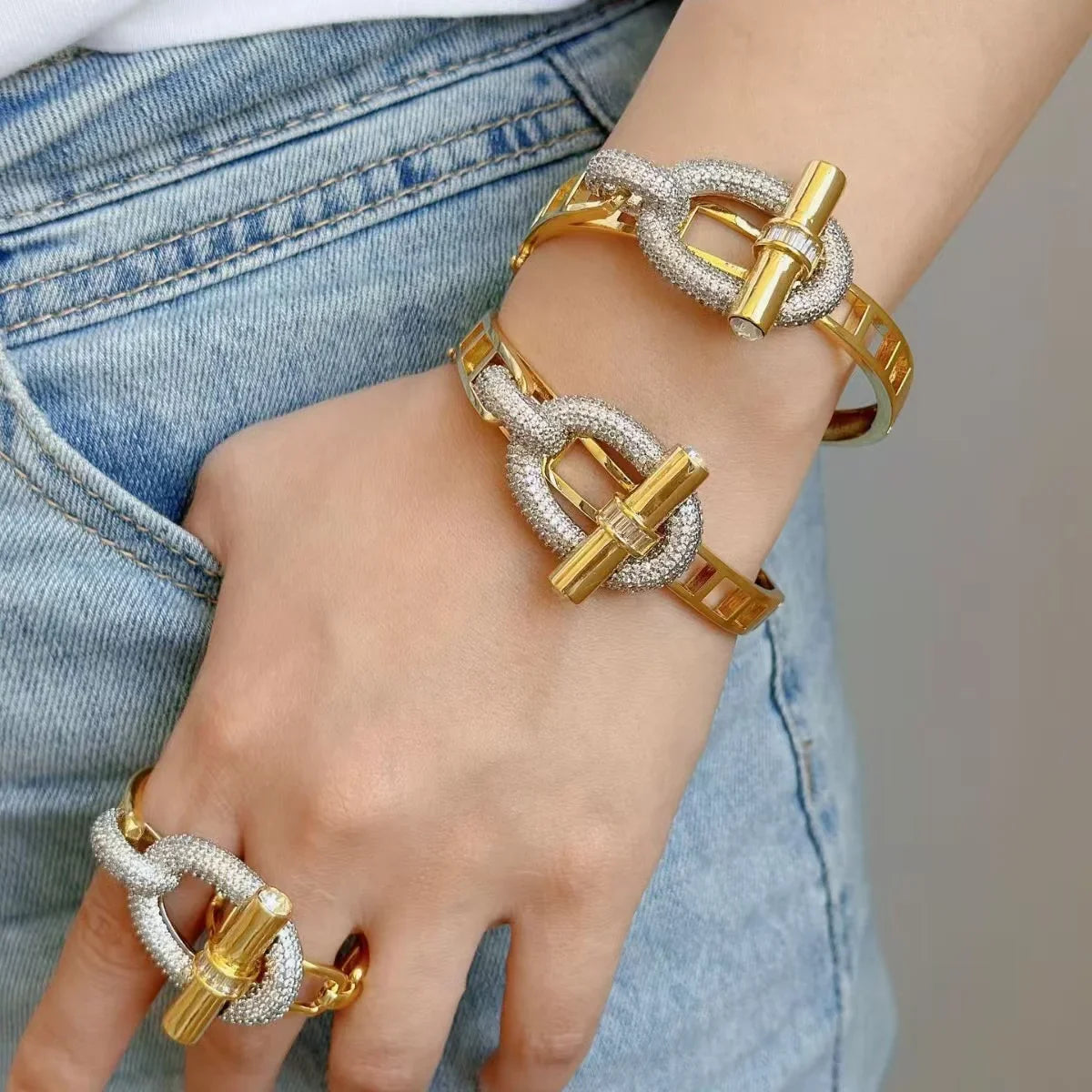 New waterproof cubic zirconia OT buckle women's bracelet exaggerated personality trend jewelry factory wholesale