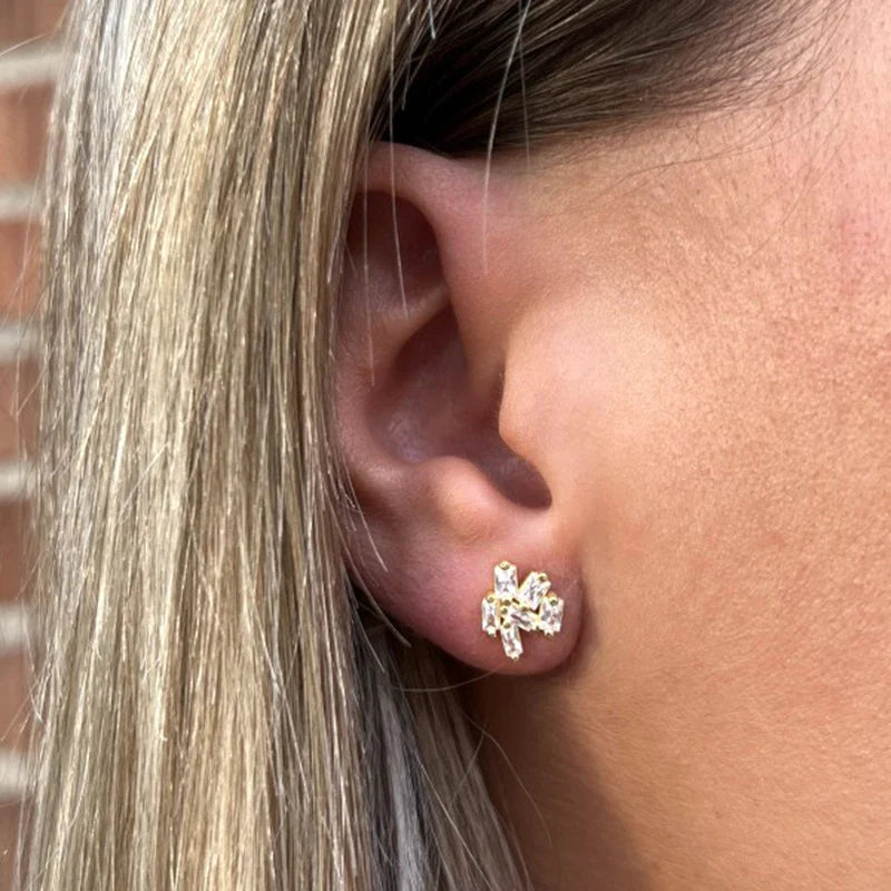 925 Sterling Silver Ear Needle Geometric Zircon Metal Earrings for women Shiny Crystal Luxury Small Stud Fashion Wedding Jewelry