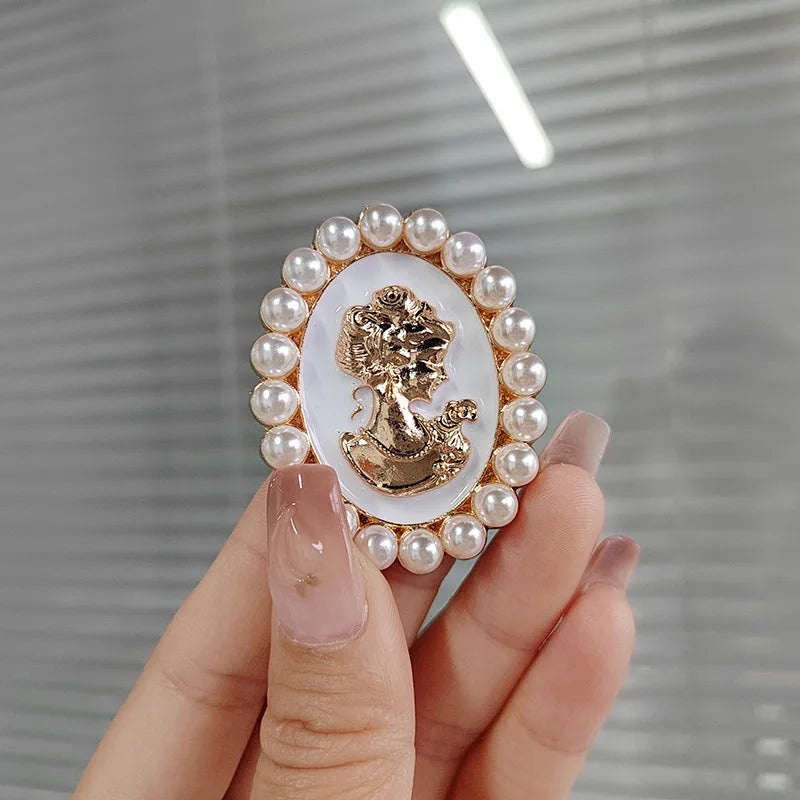 Luxurious Purple Crystal Butterfly Rhinestone Brooch Pins Fashion Suit Accessory Women's Corsage Outfit Jewelry Gift