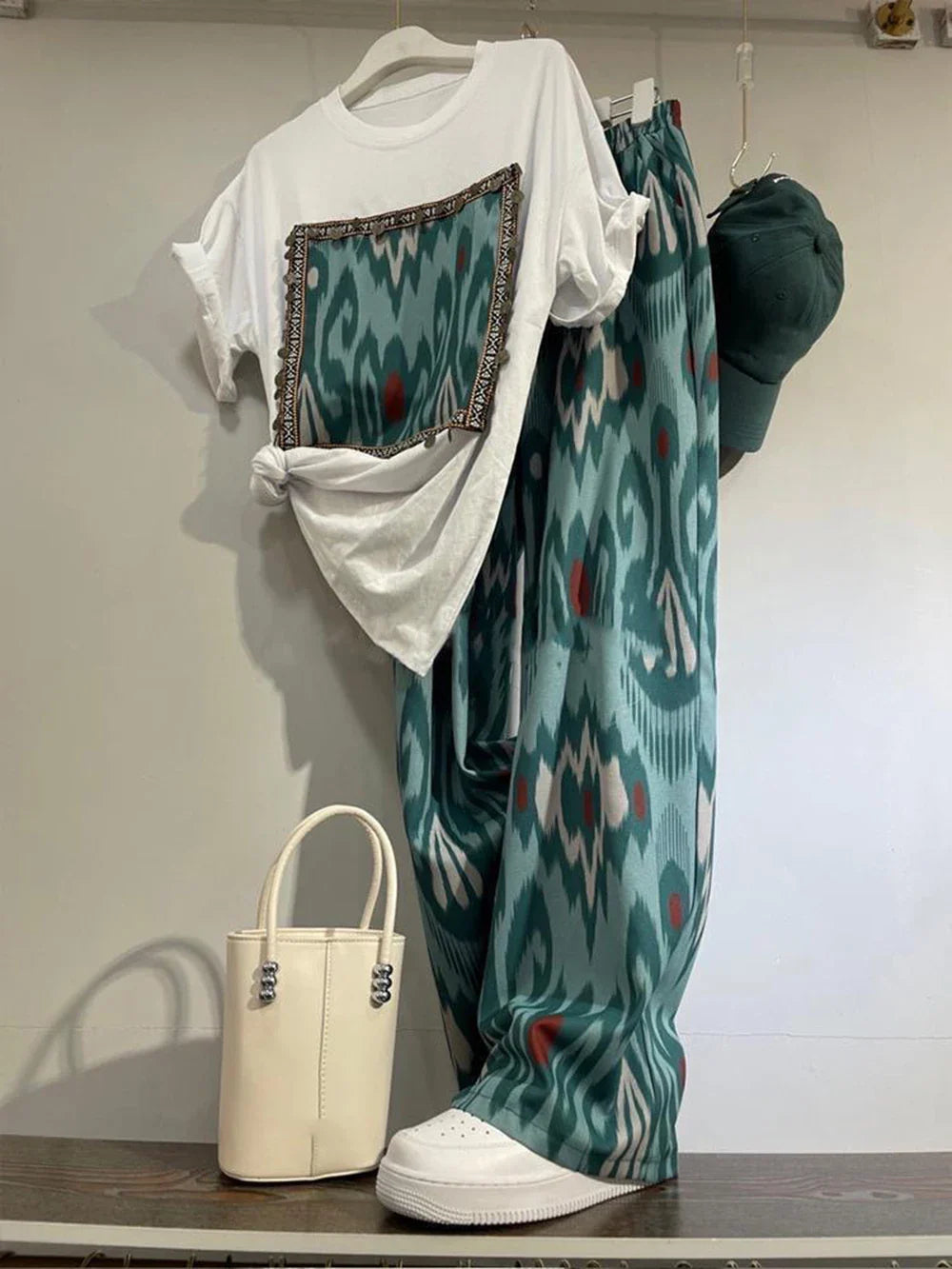 Fashion 2piece Set Women's Summer Thin O-neck Short Curled Sleeves Printed Patchwork T-shirt+Elastic Loose Wide Leg Pants