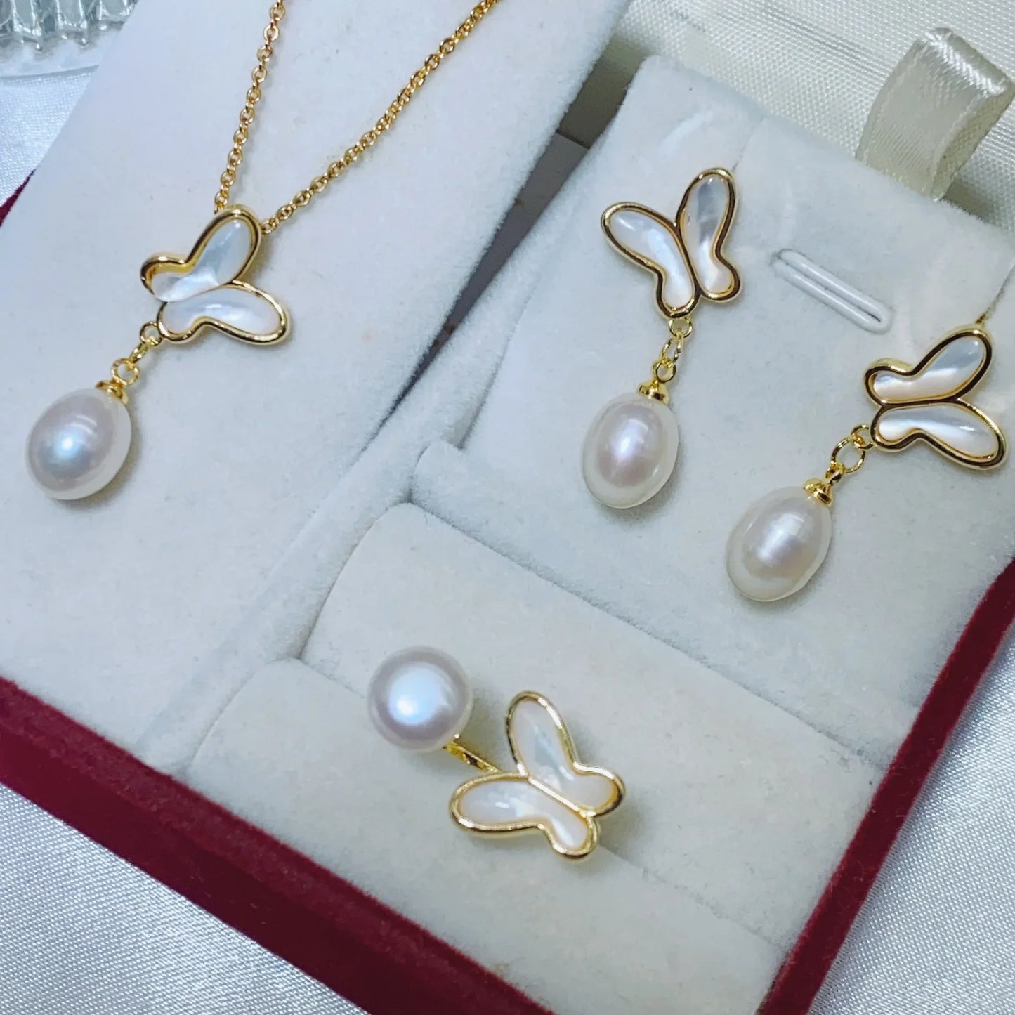one set freshwater pearl white pink rice 6-8mm pendant necklace /earrings/Ring butterfly shell