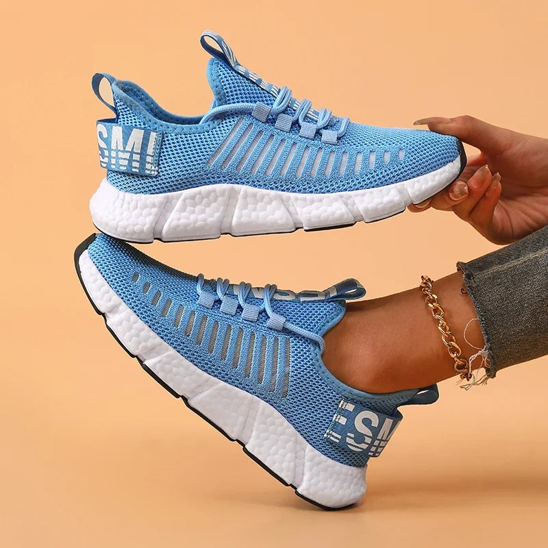 Shoes Woman Outdoor Training Lightweight Sports Soft Sole Comfortable Lace Up Mesh Casual Shoes Large Breathable Sports Shoes