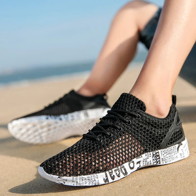 Summer Lightweight Flat Sports Shoes for Men's Outdoor New Style Mesh Casual Men's Shoes Breathable Upstream Shoes Large Size