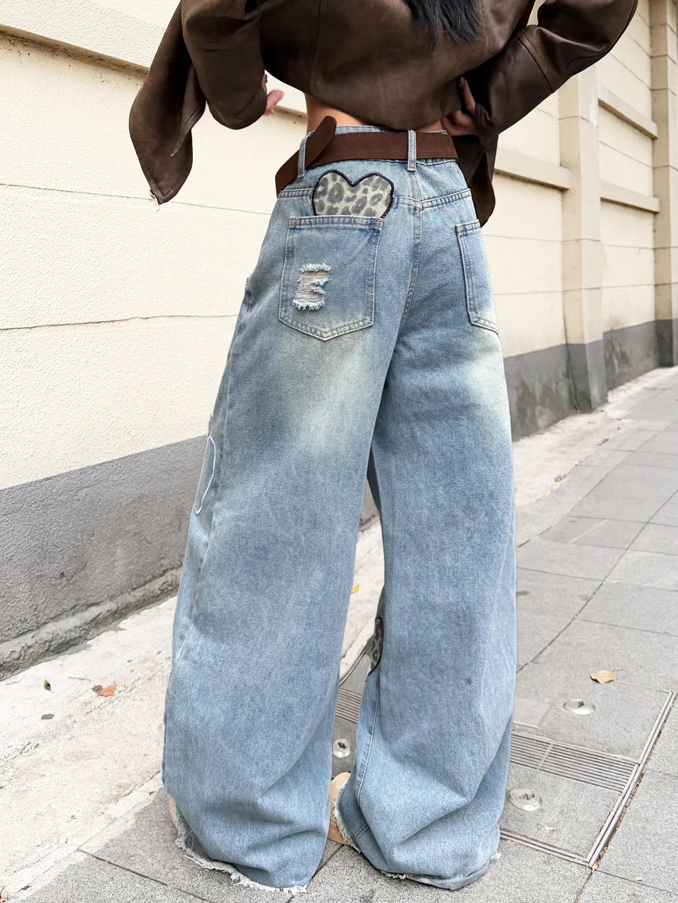 American Retro Heart-Shaped Leopard Print Patchwork Women's Loose High-Waisted Blue Wide-Leg Jeans, Street Fashion Niche Design Versatile Trousers