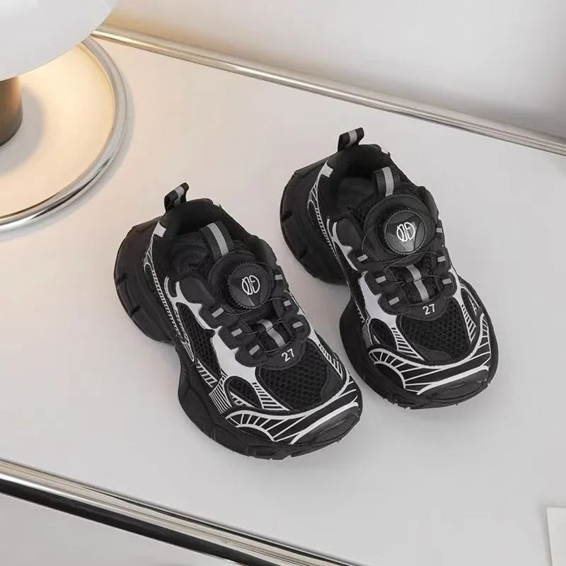 Children’s Sports Shoes 2026 Autumn New Casual Running Sneakers Boys Girls Premium Design Retro Dad Sneaker Lightweight Non Slip