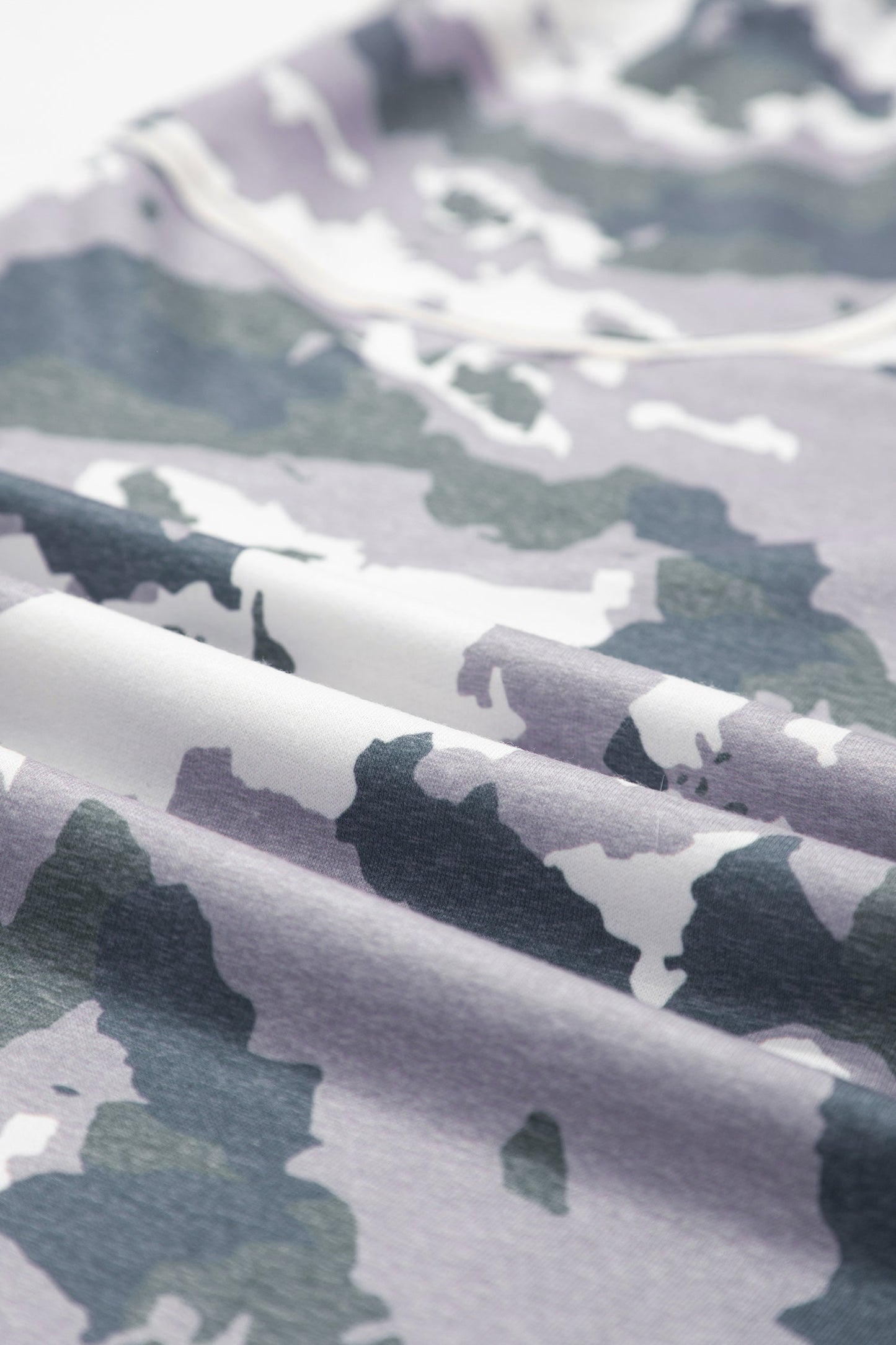 Plus Size Camo Drawstring Waist Patch Pocket Pants