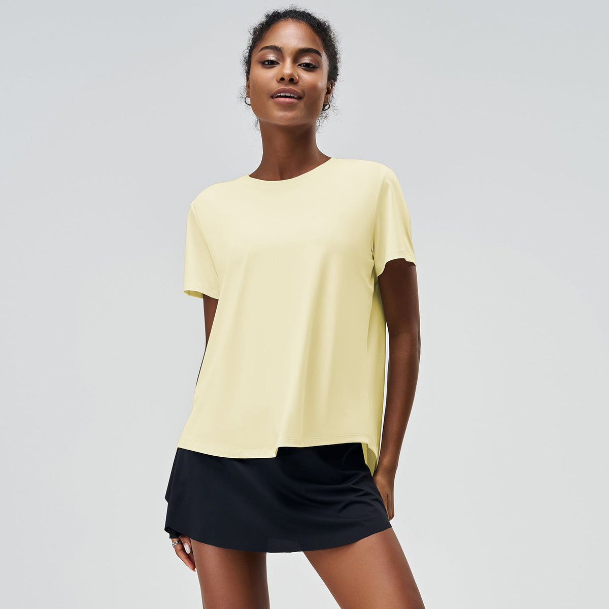Women's Summer Yoga Short-Sleeve Sports Top, Quick-Dry, Loose-Fit, Breathable, Ice Silk Cool Touch, Sun Protection, Back Slit Design