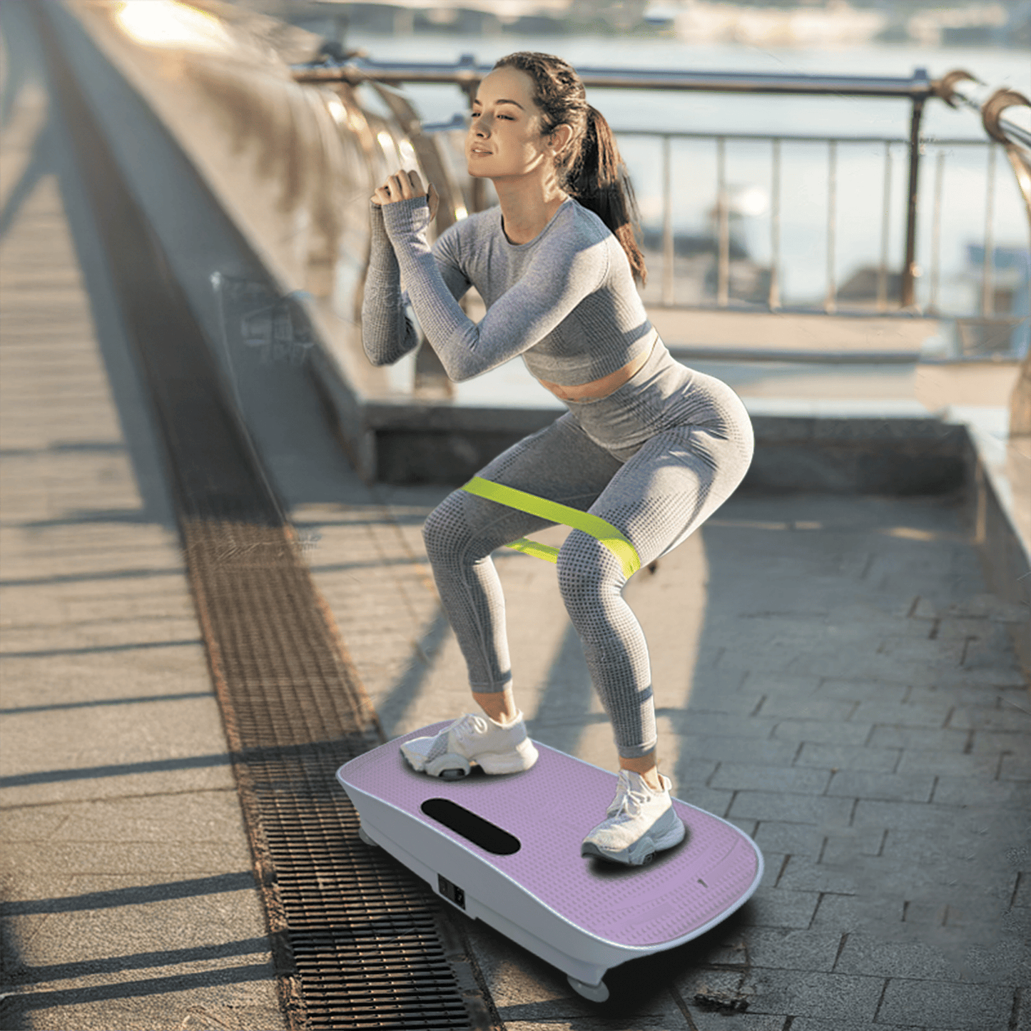 Silent Vibration Platform Crazy Fitness Massage 10-Frequency Weight Loss & Fat Burner Body Shaking Machine For Unisex Pink