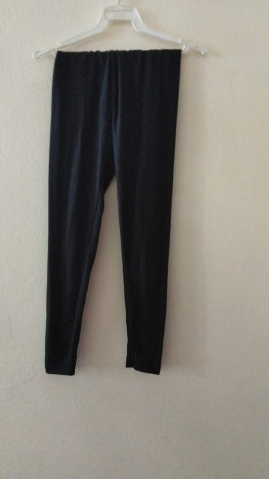 TRINI ONE BURGUNDY TIGHTS OUTFIT